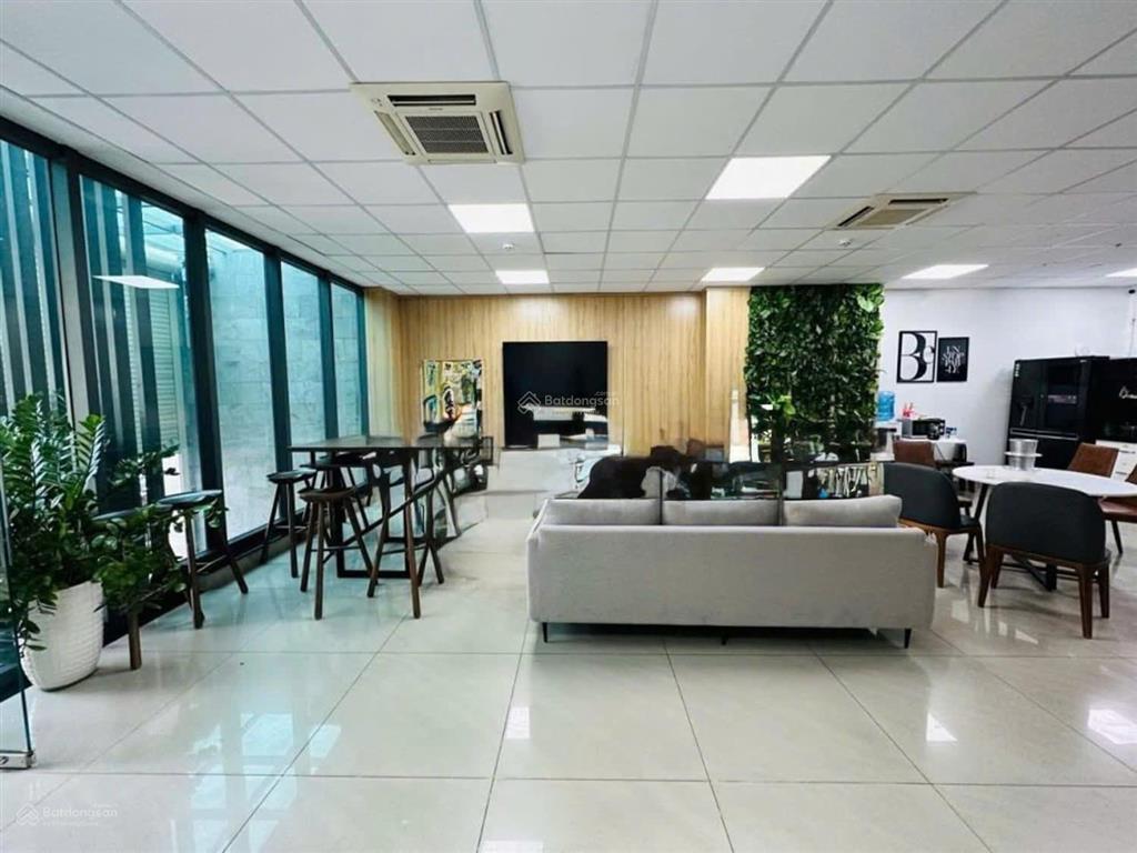 Cho thuê tòa nhà đường phạm thận duật quận 2