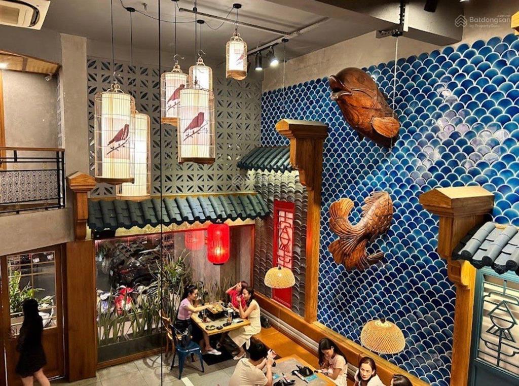 Cho nhà mặt tiền lớn đường ngô thời nhiệm, phường võ thị sáu, quận 3, 14x20m, t 1l, 91 tr/th