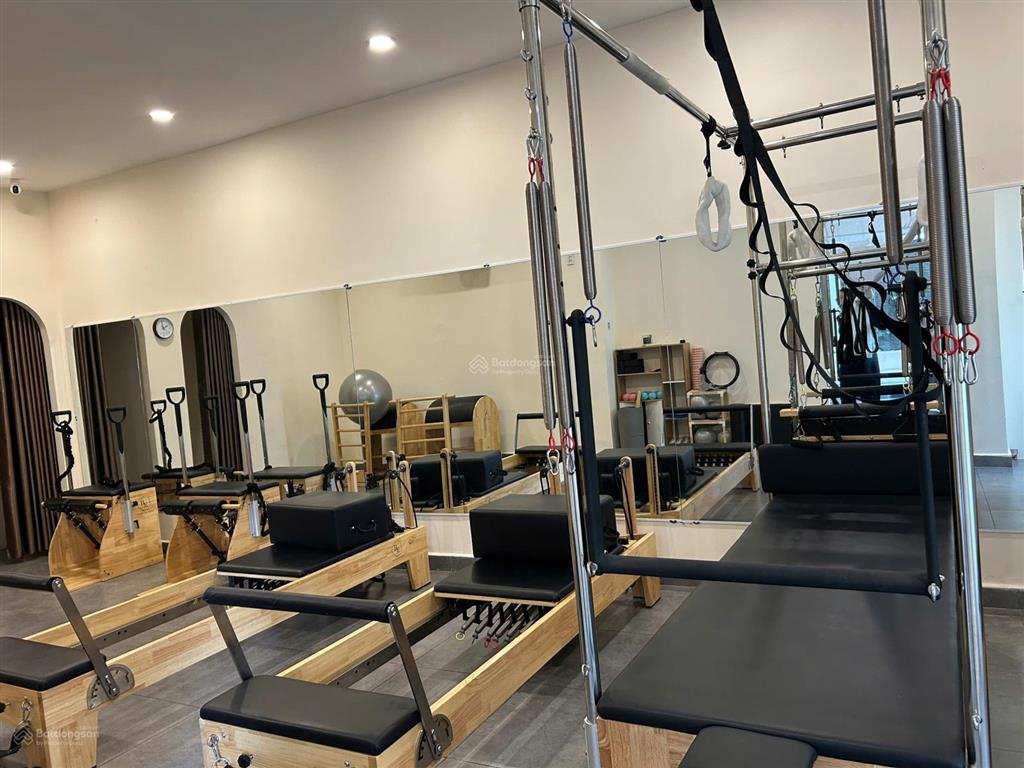 Cho thuê tòa nhà diện tích sử dụng 600m2 đường hai bà trưng quận 3