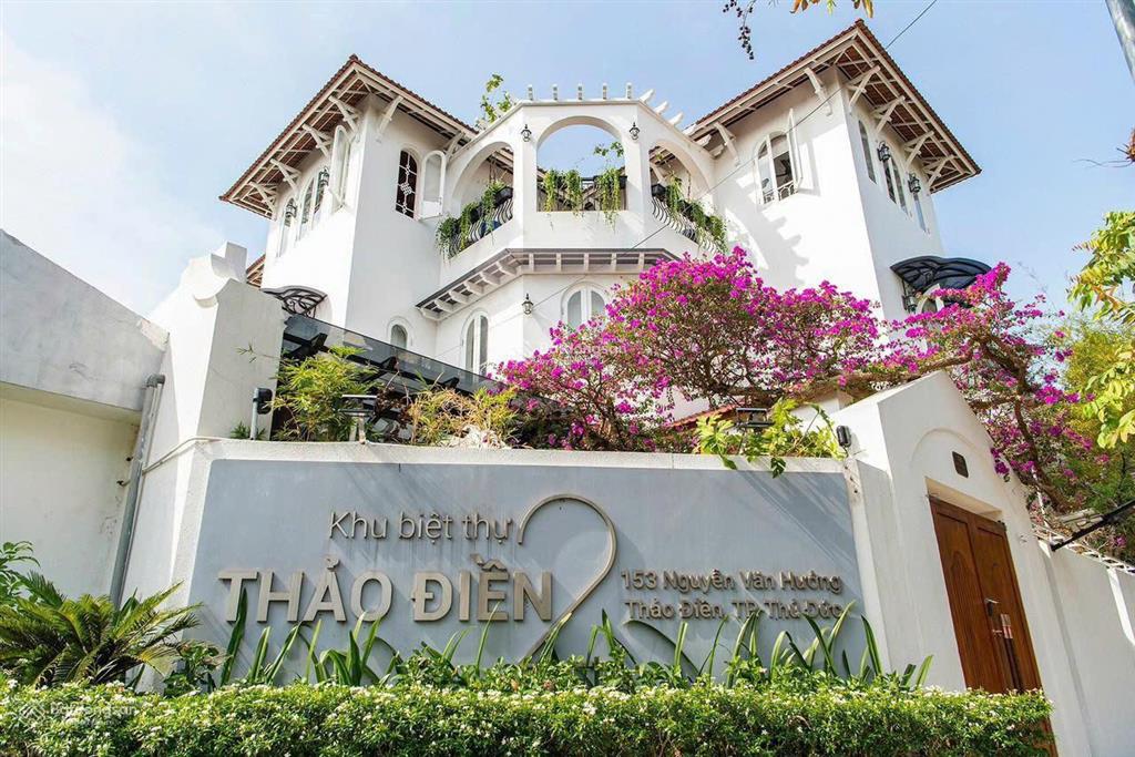 Cho thuê biệt thự góc 2 mặt tiền 96 triệu, 800m2 tại nguyễn văn hưởng, thảo điền, thủ đức, hcm