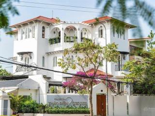 Cho thuê biệt thự góc 2 mặt tiền 96 triệu, 800m2 tại nguyễn văn hưởng, thảo điền, thủ đức, hcm