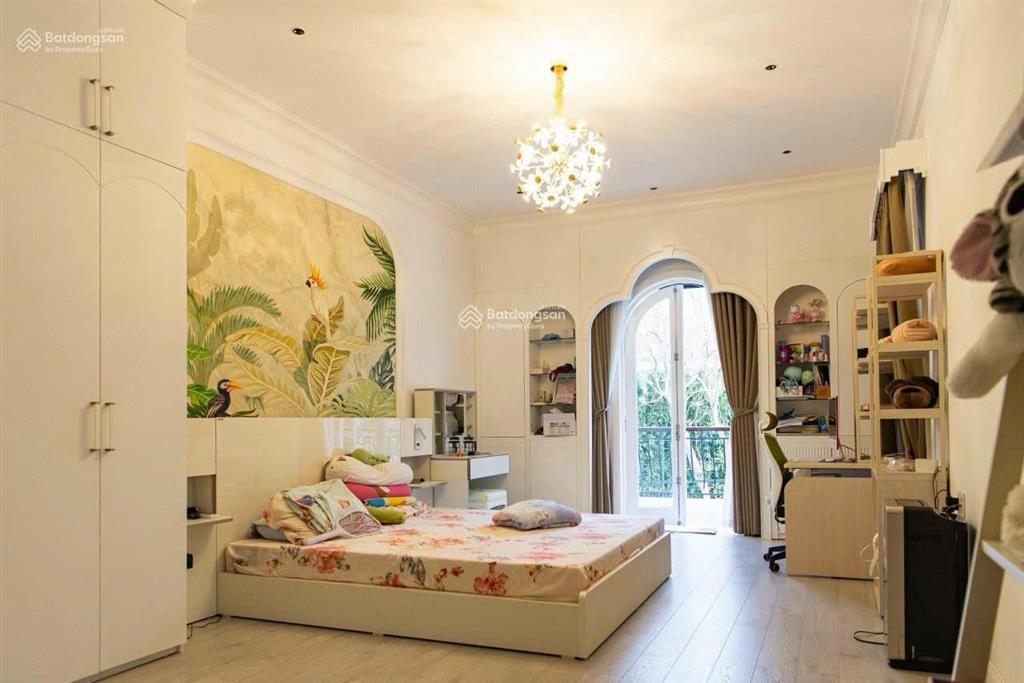Cho thuê biệt thự góc 2 mặt tiền 96 triệu, 800m2 tại nguyễn văn hưởng, thảo điền, thủ đức, hcm