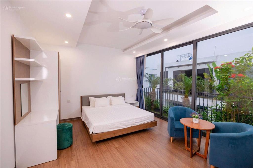 Cho thuê biệt thự góc 2 mặt tiền đường trần não quận 2, diện tích 800m2