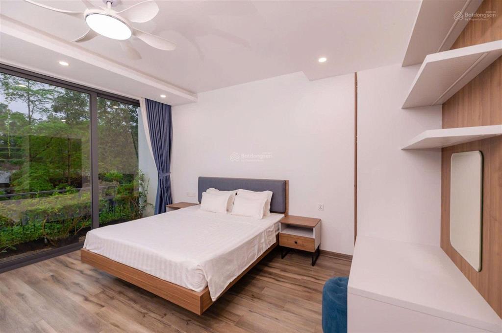 Cho thuê biệt thự góc 2 mặt tiền đường trần não quận 2, diện tích 800m2
