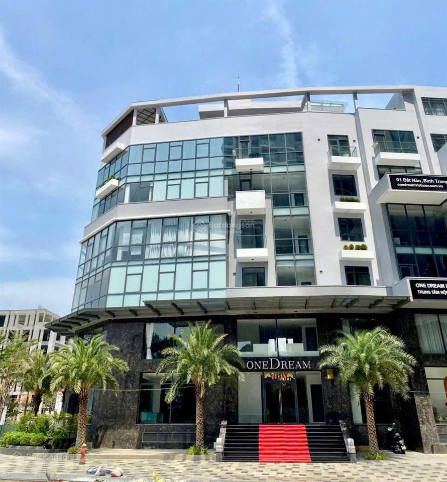 Cho thuê building 2 mặt tiền  dtsd 1900m2 đường trần quý kiên đảo kim cương  phường cát lái