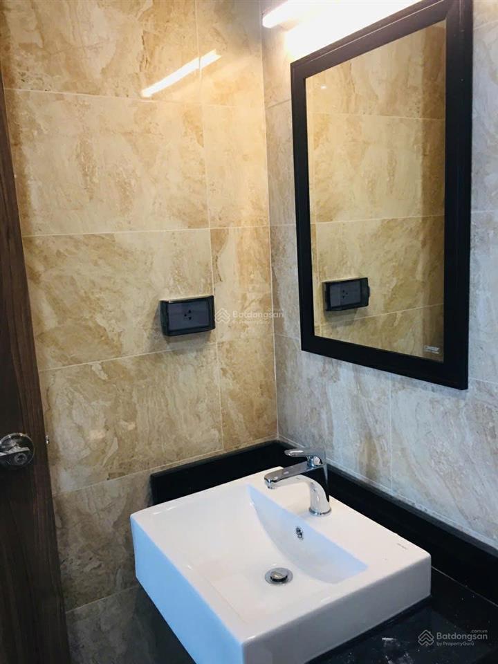 Chính chủ cho thuê chcc sky central 176 định công mặt đường 2.5, gần lê trọng tấn, trường chinh