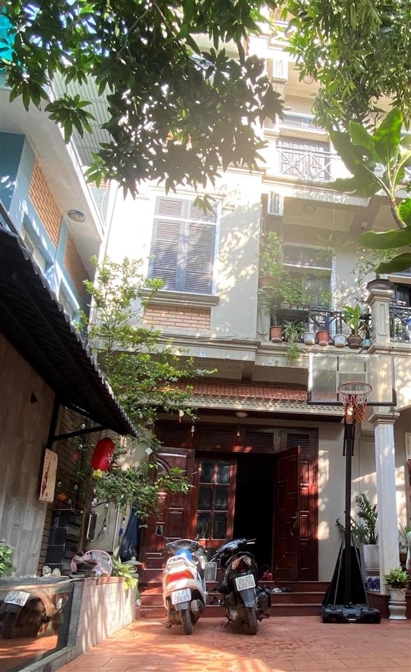 Chính chủ  cho thuê nhà 04 tầng ngõ 172 âu cơ, tây hồ
