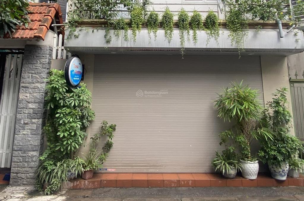 Cho thuê mb, mặt tiền 5m, rộng 20m2, đường rộng 2 ô tô tránh, ngõ 172 âu cơ, 5 triệu/tháng