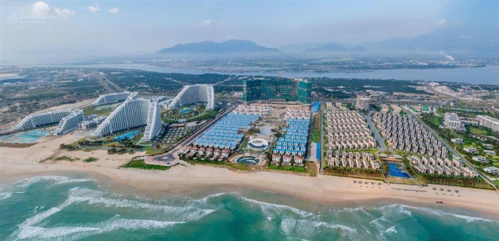 Bán lib tầng 04 view biển, gần thang và bếp giá 880tr bao giấy tờ, chìa khóa trao tay