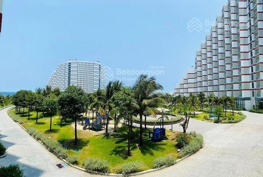 Cho thuê căn hộ lia tầng 9 view biển, full đồ dùng nấu ăn, tủ lạnh, cạnh bếp