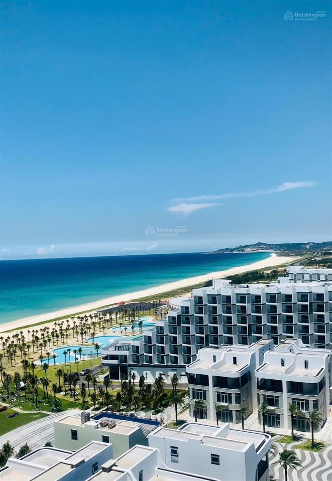 Bán căn seb tầng 11a view biển, quảng trường, sân bay full nội thất 5* ams