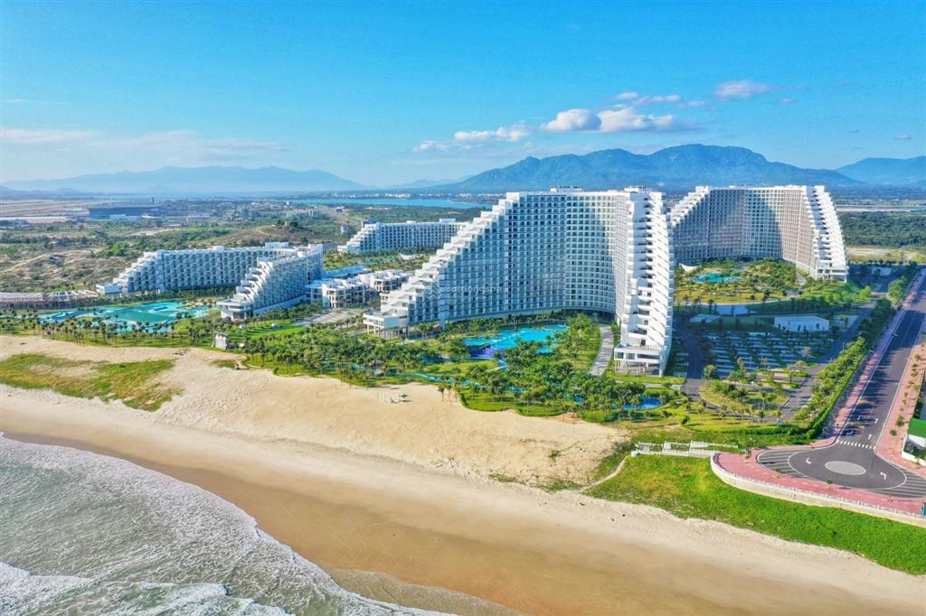 Căn hộ khách sạn tại the arena bãi dài cam ranh  850k/đêm  tiêu chuẩn resort 4*