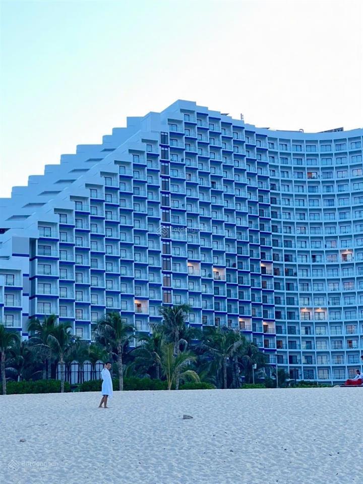 Tòa sea  sea tầng 7 view trực diện biển, hồ bơi giá 1,38 tỷ bao phí, gần thang, bếp