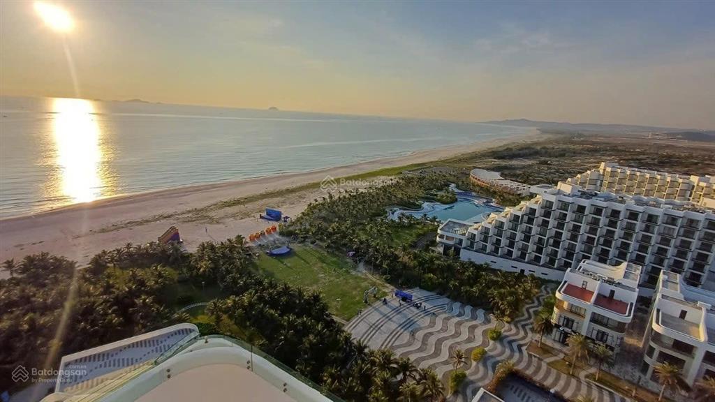 Tòa sea  sea tầng 7 view trực diện biển, hồ bơi giá 1,38 tỷ bao phí, gần thang, bếp