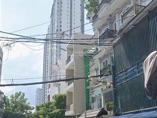 Bán nhà 3 tầng, dt 130 mét, đang có dòng tiền 25 triệu, mặt tiền đường lê thị chợ, giá 17 tỷ x