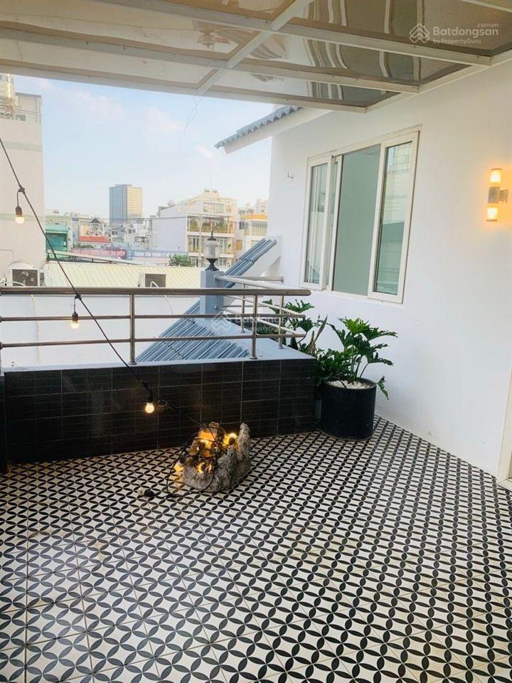 Bán biệt thự mới 3 tầng, đường nguyễn thị thập, xe hơi vào nhà, dt 7,5x15m, giá chỉ 16 tỷ x