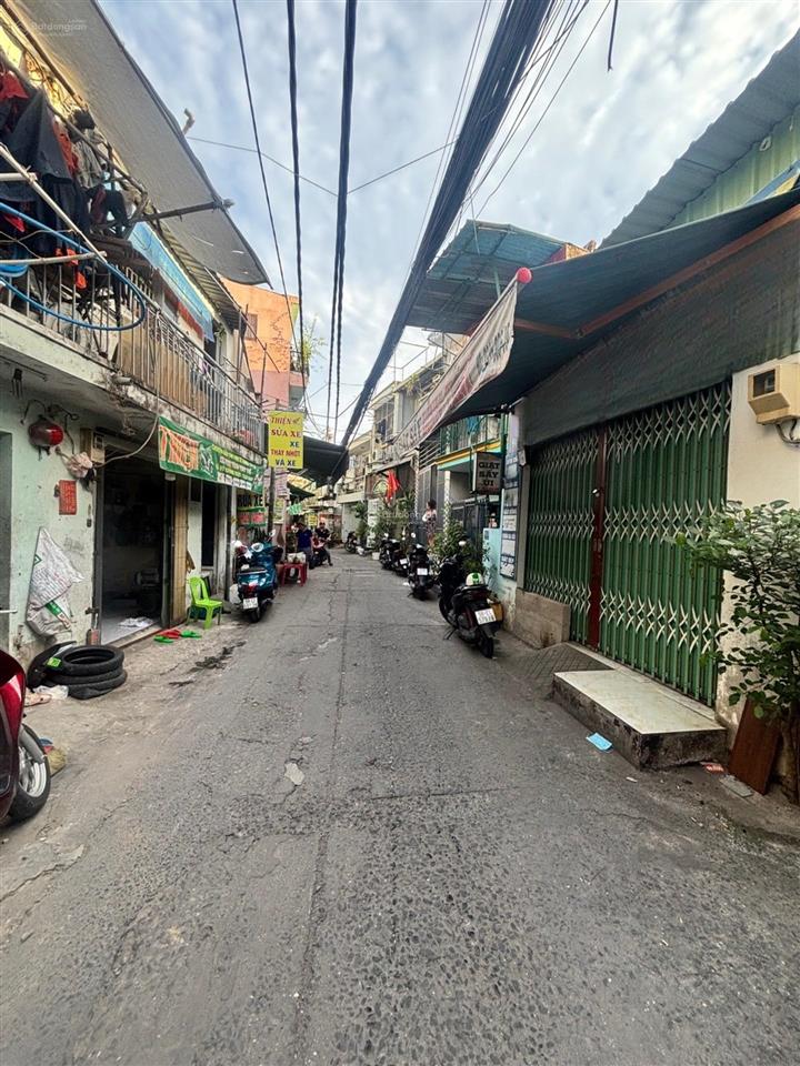 Bán nhà 1 tầng, đường bùi văn ba, xe hơi vào nhà, kinh doanh đa ngành nghề, giá 8,5 tỷ tl