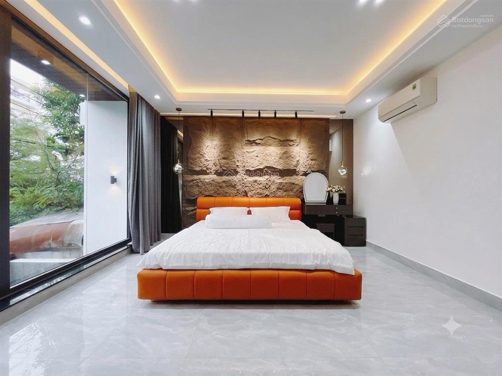 Bán nhà mặt tiền đường khu dân cư, kinh doanh hoặc mở văn phòng, full nội thất, giá 16 tỷ x