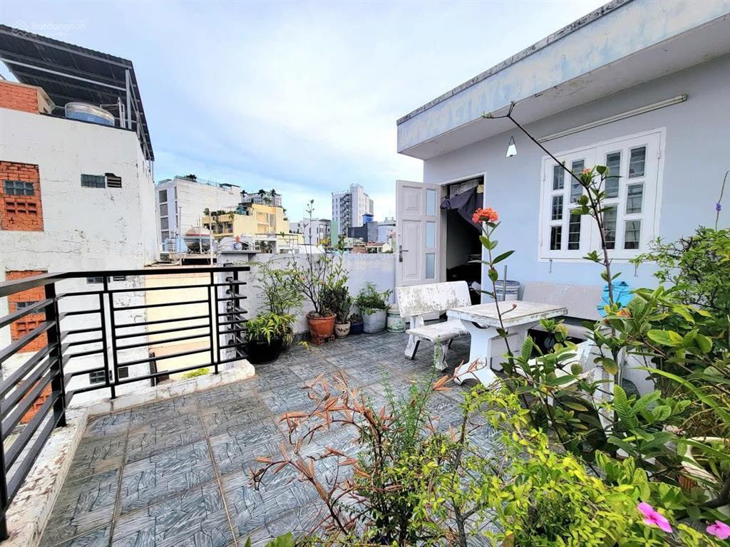Bán nhà gần ngã tư phú nhuận, 75m2 cn đủ 4 tầng 4 phòng ngủ, chỉ 8.8 tỷ thương lượng