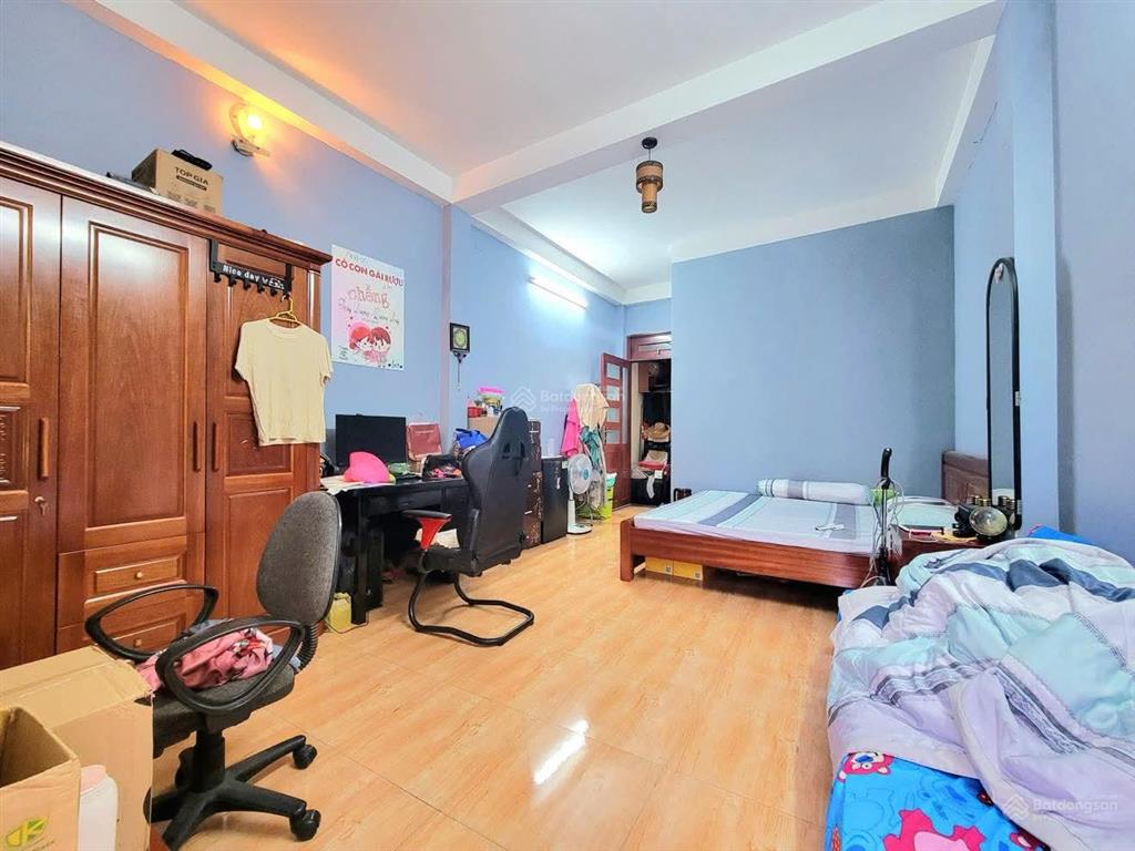 Bán nhà gần ngã tư phú nhuận, 75m2 cn đủ 4 tầng 4 phòng ngủ, chỉ 8.8 tỷ thương lượng