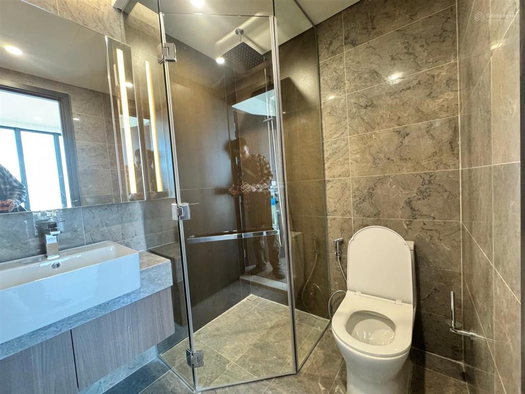 Cho thuê căn góc 2pn rất đẹp, tòa a2 lumière evergreen, mpdv, 11 tr/tháng