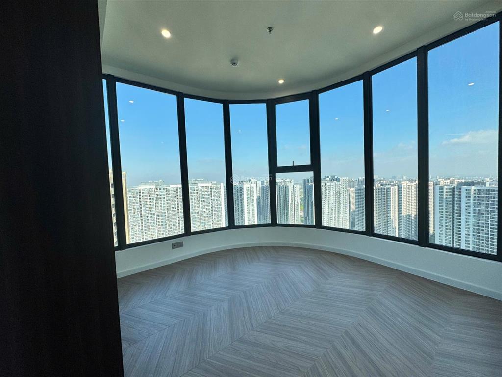 Cho thuê căn góc 2pn rất đẹp, tòa a2 lumière evergreen, mpdv, 11 tr/tháng