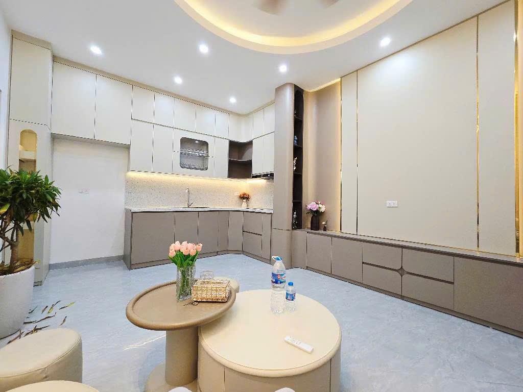 BÁN NHÀ TRƯƠNG ĐỊNH – HOÀNG MAI  36M² x 6 TẦNG  Ô TÔ ĐỖ CỬA  CHỈ 9.6 TỶ  LH 0975124520