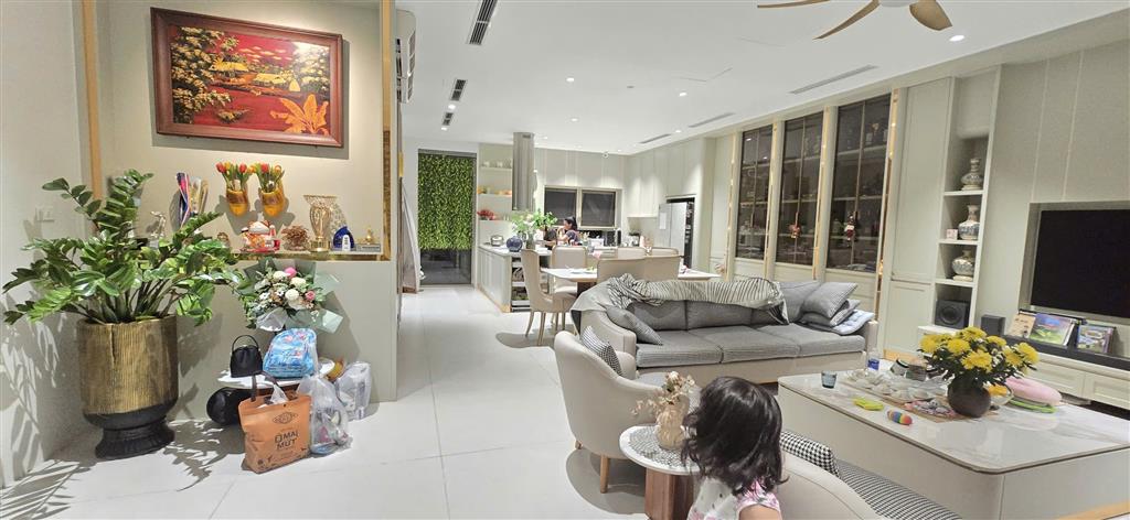 HIẾM!!!! BÁN NHÀ  LIỀN KỀ TÂY HỒ RESIDENCE – VÕ CHÍ CÔNG  136M² – 4 TẦNG + HẦM – THANG