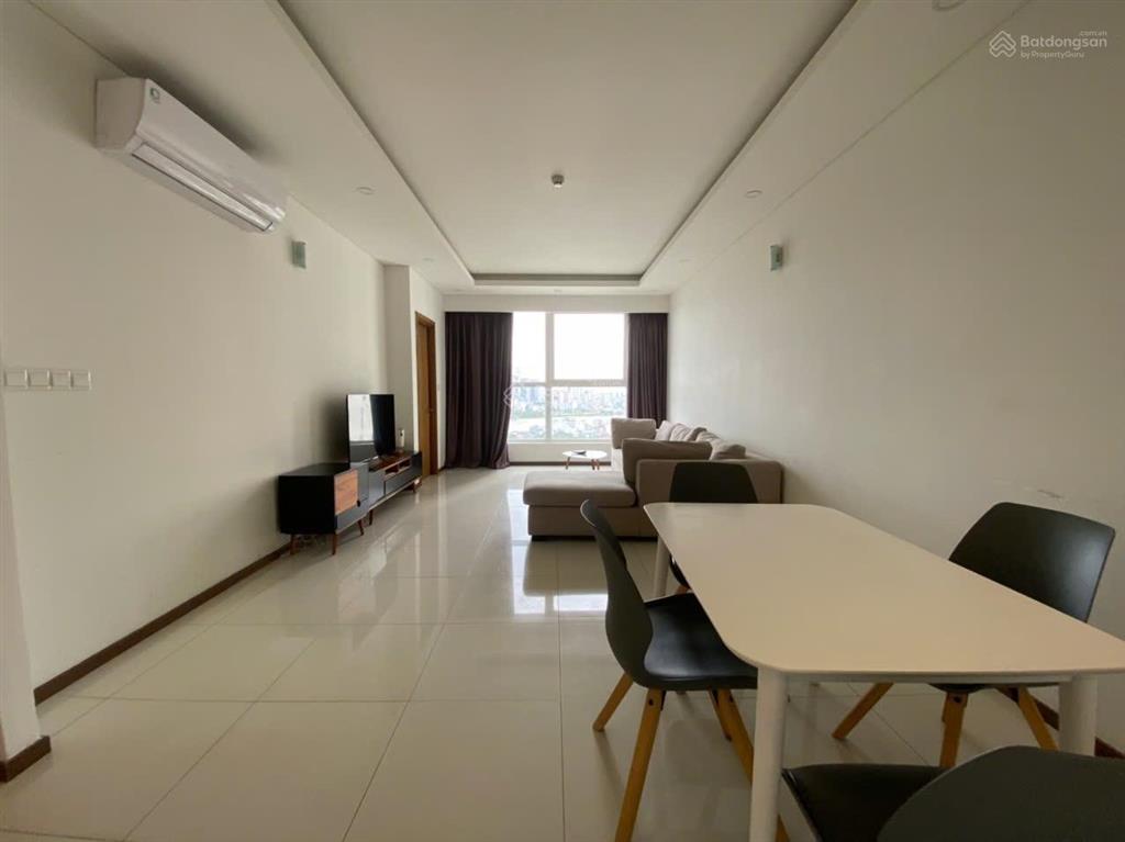 Thảo điền pearl 2pn! diện tích cực rộng  view trực diện sông sài gòn và landmark 81, đang trống