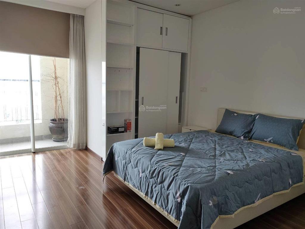 Thảo điền pearl 2pn! diện tích cực rộng  view trực diện sông sài gòn và landmark 81, đang trống