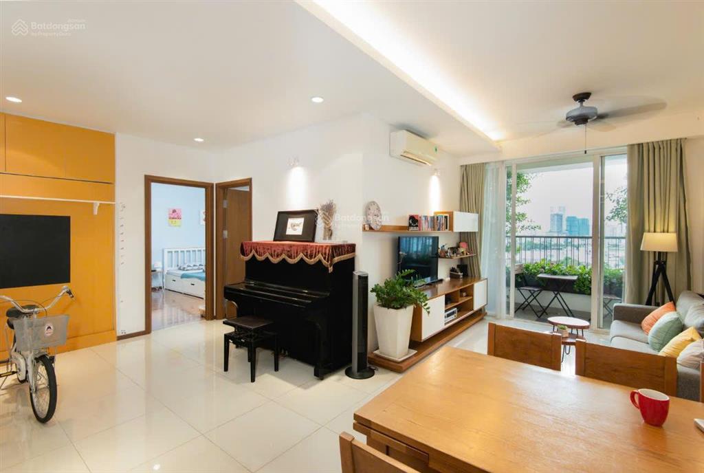 Bán thảo điền pearl 2pn! tầng cao  view thoáng mát, giá tốt nhất dành cho suất người việt