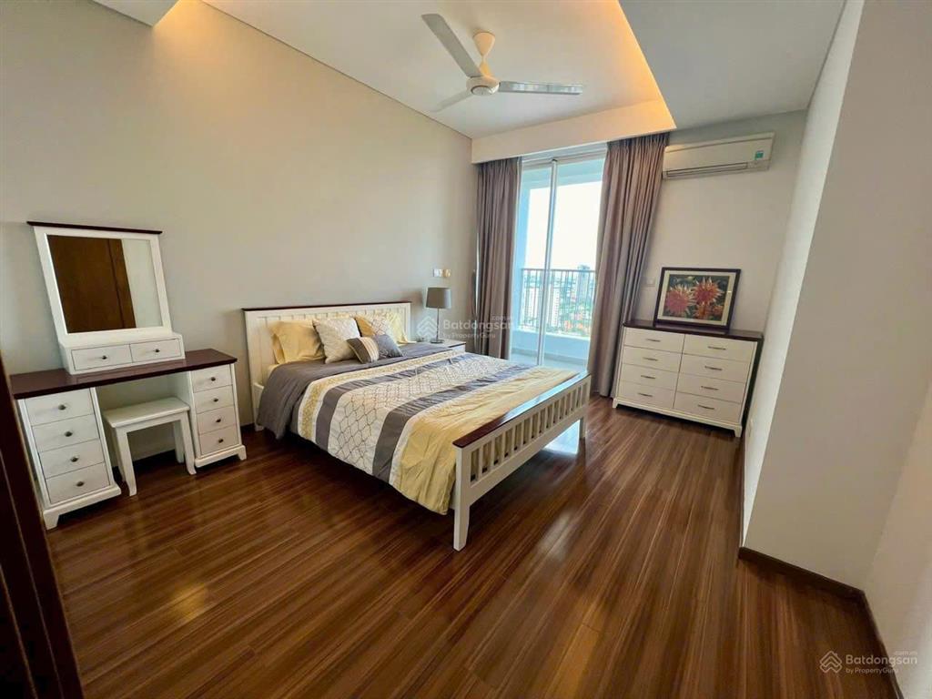 Thảo điền pearl 2pn! giá thấp nhất dự án với sổ hồng đầy đủ. hướng mặt trời mọc và nội thất đầy đủ