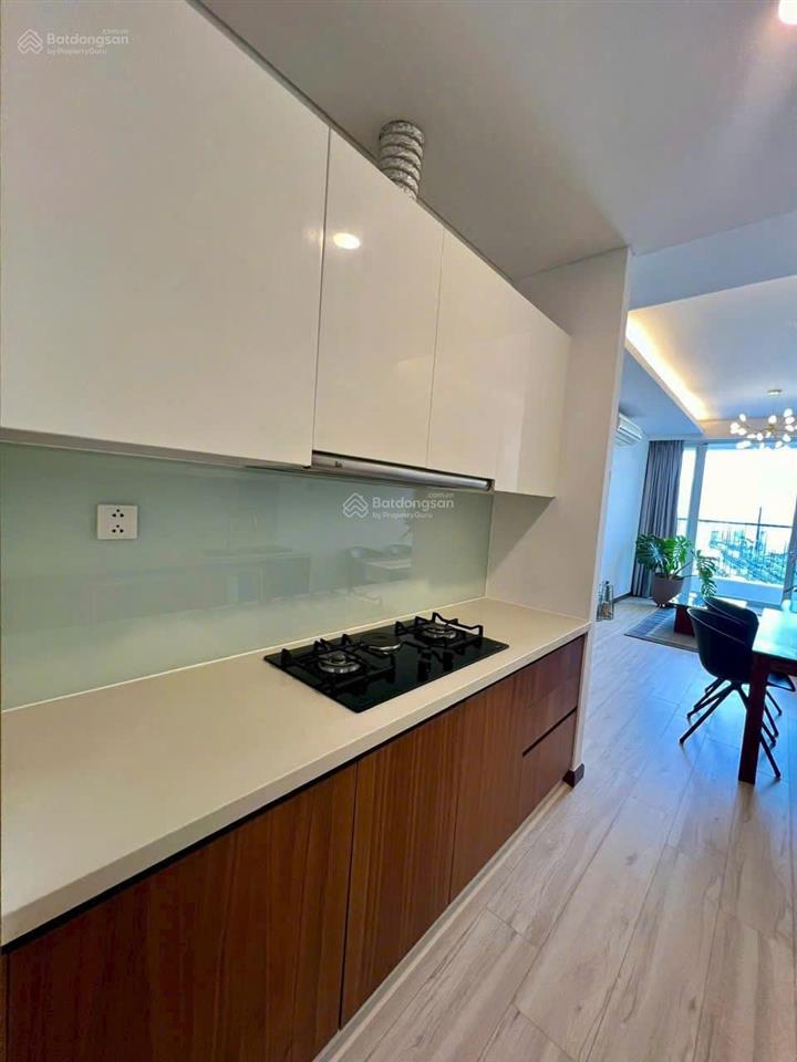 Thảo điền pearl 2pn! giá thấp nhất dự án với sổ hồng đầy đủ. hướng mặt trời mọc và nội thất đầy đủ