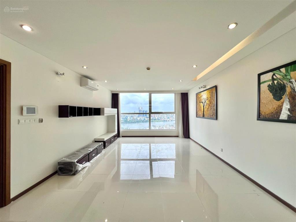 Cho thuê thảo điền pearl 3pn! tầng cao  view trực diện sông sài gòn và landmark. nội thất cơ bản