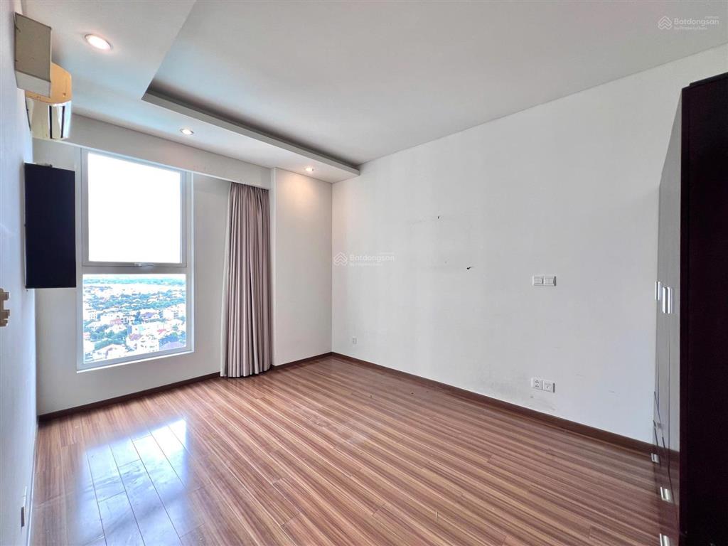 Cho thuê thảo điền pearl 3pn! tầng cao  view trực diện sông sài gòn và landmark. nội thất cơ bản