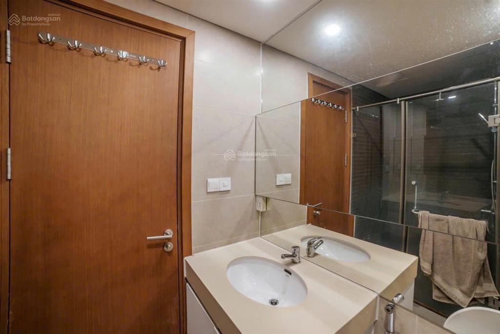 Bán thảo điền pearl 2pn! căn góc, tầng cao  lựa chọn phù hợp với giá tốt tại dự án. sẵn sổ hồng