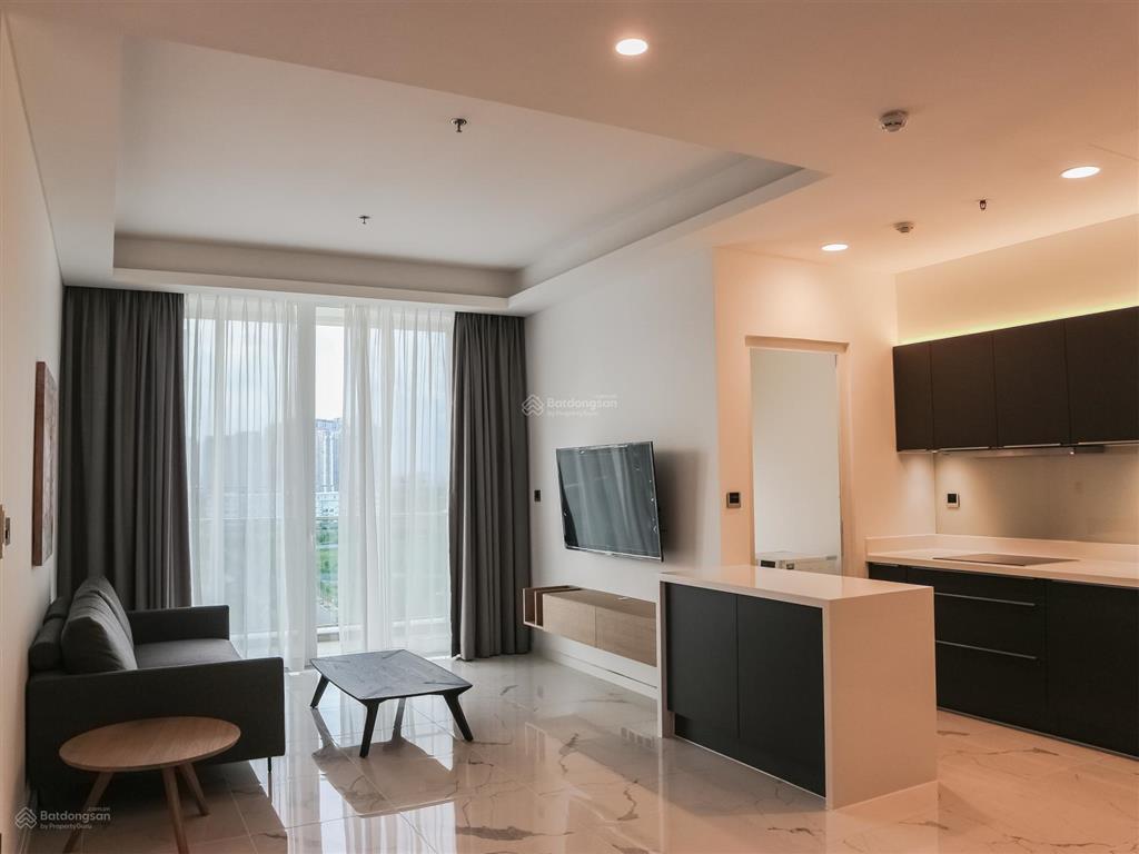 Cho thuê sarina 2pn! tầng 8  view về landmark 81. nội thất đầy đủ như hình, đang trống