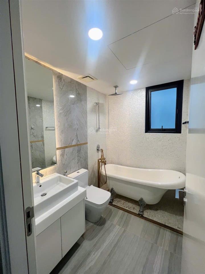 Sang nhượng gateway thảo điền 2pn! căn góc, tầng trung  view thoáng với nội thất đầy đủ. sổ hồng