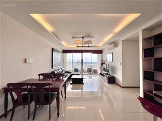 Bán thảo điền pearl với 2pn! sổ hồng, tầng cao  căn góc với tầm nhìn thoáng mát. nội thất đầy đủ