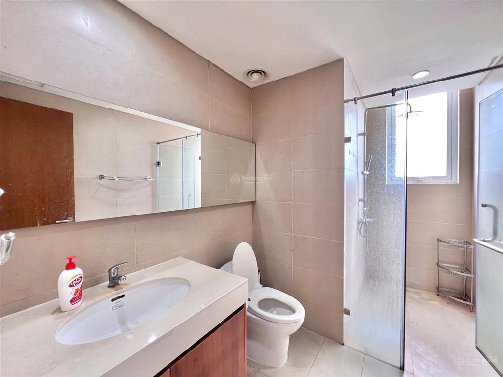 Bán thảo điền pearl với 2pn! sổ hồng, tầng cao  căn góc với tầm nhìn thoáng mát. nội thất đầy đủ