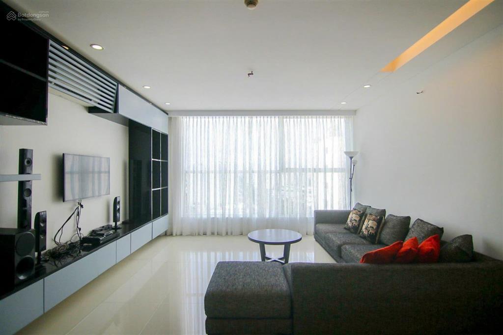 Cho thuê thảo điền pearl với 3 phòng ngủ. nội thất đầy đủ như hình với tầng cao. đang trống sẵn