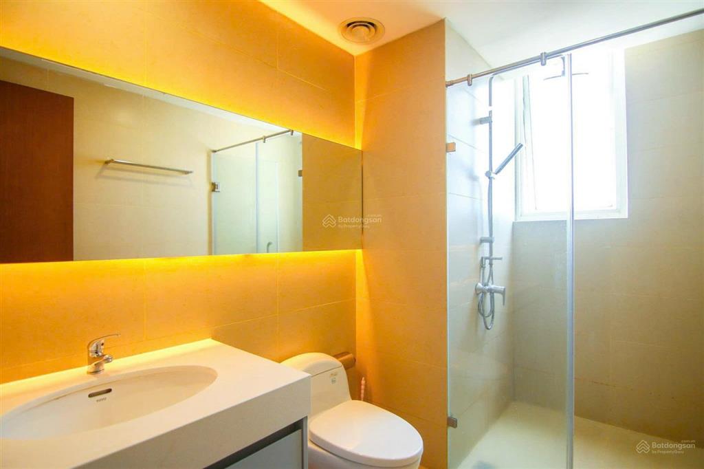 Cho thuê thảo điền pearl với 3 phòng ngủ. nội thất đầy đủ như hình với tầng cao. đang trống sẵn