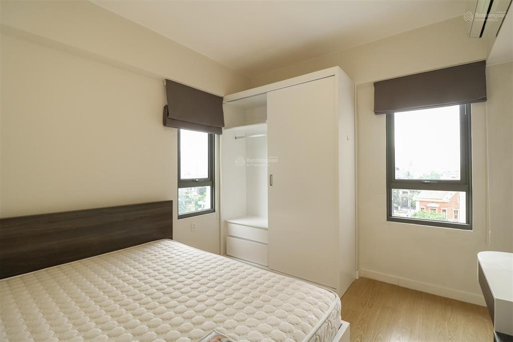 Bán masteri thảo điền với 2 phòng ngủ. nội thất đầy đủ  view hồ bơi. người nước ngoài mua được