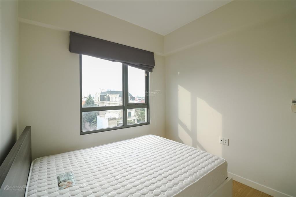 Bán masteri thảo điền với 2 phòng ngủ. nội thất đầy đủ  view hồ bơi. người nước ngoài mua được
