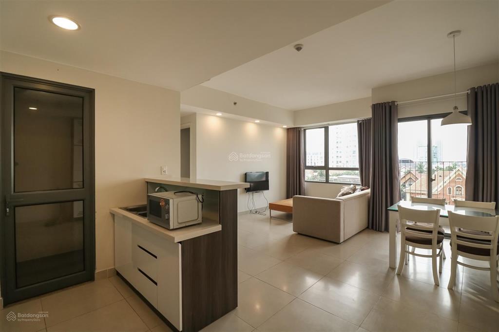 Bán masteri thảo điền với 2 phòng ngủ. nội thất đầy đủ  view hồ bơi. người nước ngoài mua được