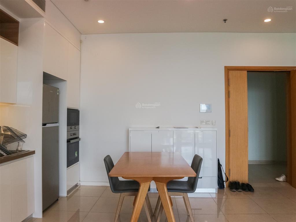 Cho thuê căn hộ sarimi 2pn! tầng 07 với view công viên thoáng mát. nội thất đầy đủ như hình