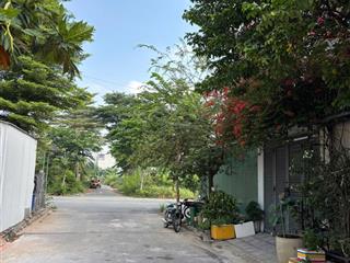 Biệt thự mini siêu đẹp thoáng mát yên tĩnh giá rẻ vị trí đẹp bưng ông thoàn, phú hữu q9 giáp quận 2