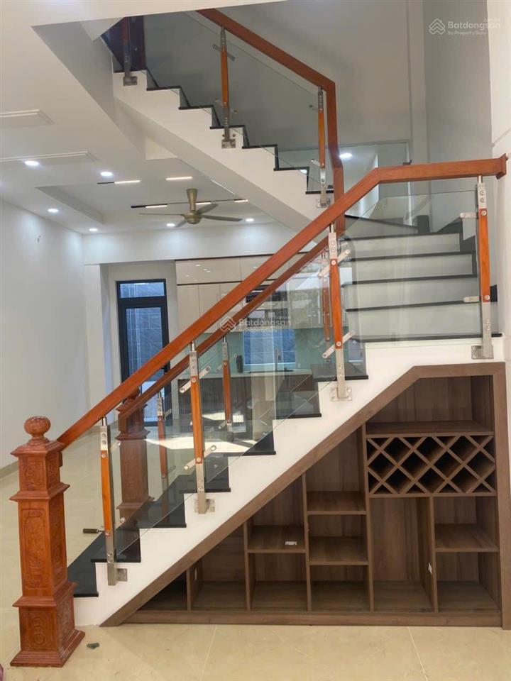 Nhà khu biệt thự siêu đẹp bảo vệ 24/24 an ninh văn minh, đầy đủ tiện ích nguyễn duy trinh sát quận