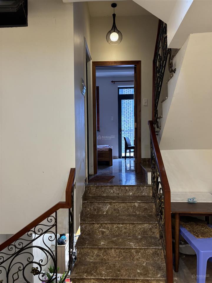 Nhà đẹp đường liên phường quận 9 giáp quận 2 vị trí đắc địa. giá tốt đầu tư.