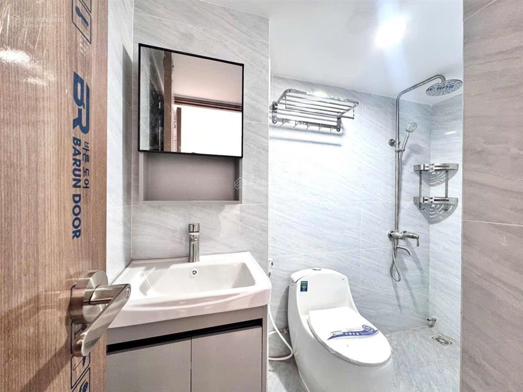 Căn hộ dịch vụ cao cấp tại lê văn việt